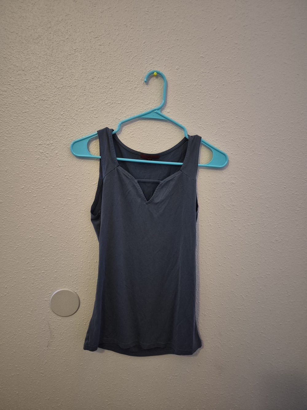 Red Women's Sleeveless V-Neck Tank Top - Charcoal Gray